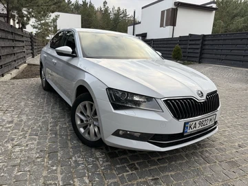 Авто Skoda Superb 2019 № 7959319