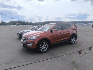 Авто Hyundai Santa Fe 2014 № 7959388