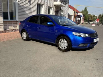 Авто KIA Cerato Forte  2009 № 7959424