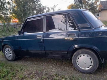Авто ВАЗ 2107 2004 № 7959459