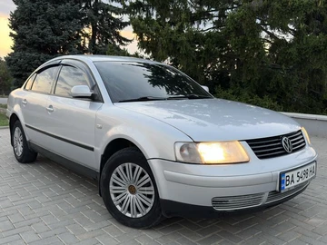 Авто Volkswagen Passat Sedan 1999 № 7959593