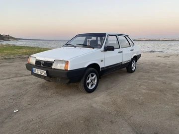 Авто ВАЗ 21099 1998 № 7959671