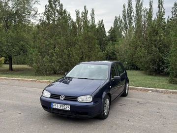 Авто Volkswagen Golf 2002 № 7959714