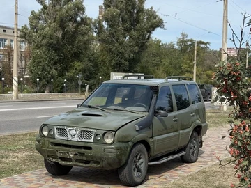 Авто Nissan Terrano 2000 № 7959832
