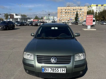 Авто Volkswagen Passat Variant 2002 № 7959879