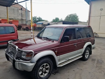 Авто Mitsubishi Pajero 1996 № 7959974