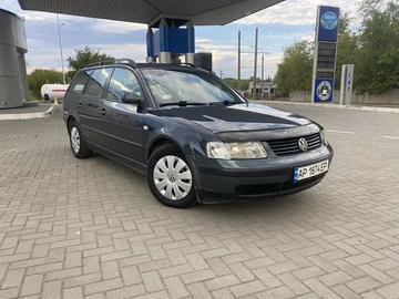 Авто Volkswagen Passat Variant 1999 № 7959997