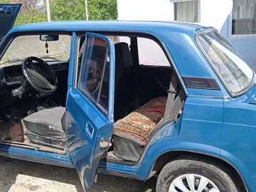 Авто ВАЗ 2107 2005 № 7960008