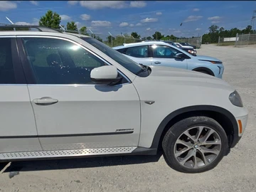 Авто BMW X5 2013 № 7960047