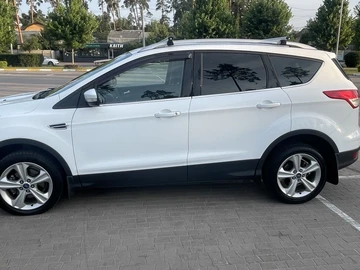 Авто Ford Kuga 2013 № 7960049