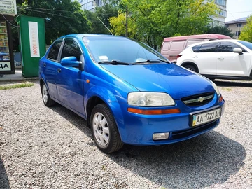 Авто Chevrolet Aveo 2005 № 7960090