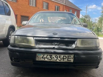 Авто Opel Vectra 1988 № 7960131