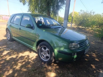 Авто Volkswagen Golf 1998 № 7960253