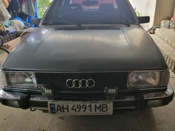 Авто Audi 100 1982 № 7960340