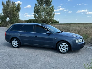 Авто Audi A6 2002 № 7960358
