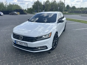Авто Volkswagen Passat Sedan 2017 № 7960465