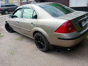 Авто Ford Mondeo 2002 № 7960479