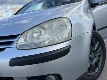 Авто Volkswagen Golf 2005 № 7960490