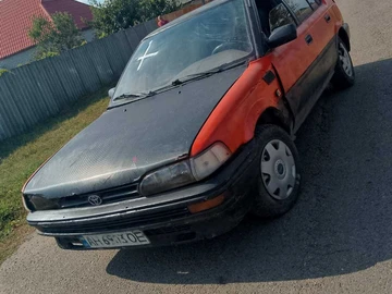 Авто Toyota Corolla 1990 № 7960647