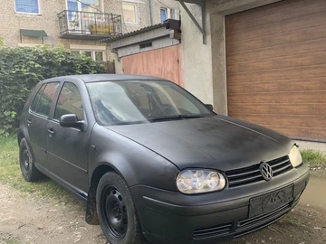 Авто Volkswagen Golf 1999 № 7960677