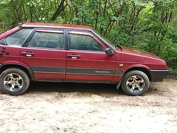 Авто ВАЗ 2109 1990 № 7960694