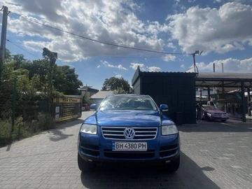 Авто Volkswagen Touareg 2005 № 7960751