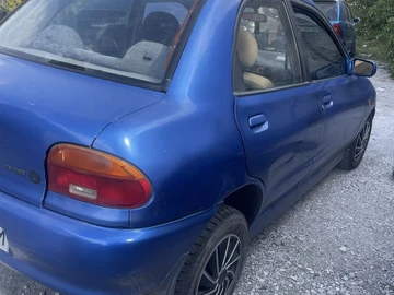 Авто Mazda 121 1991 № 7960764