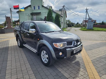 Авто Mitsubishi L 200 2009 № 7960850
