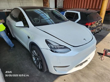 Авто Tesla Roadster 2021 № 7960928