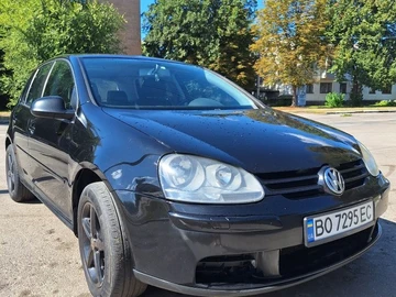 Авто Volkswagen Golf 2003 № 7961015