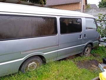 Авто Mazda E 2000 2200 Bus 1997 № 7961047