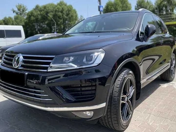 Авто Volkswagen Touareg 2017 № 7961049