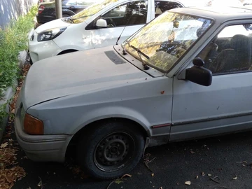 Авто Ford Escort 1988 № 7961140
