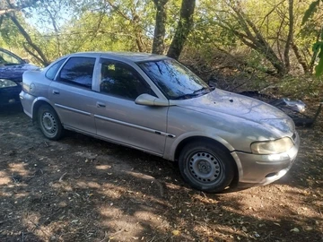 Авто Opel Vectra 1997 № 7961145