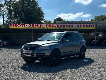 Авто Volkswagen Touareg 2003 № 7961284
