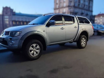 Авто Mitsubishi L 200 2011 № 7961310
