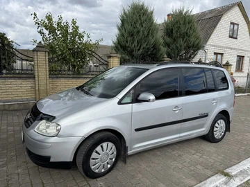 Авто Volkswagen Touran 2003 № 7961337