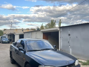 Авто Toyota Camry 1993 № 7961485