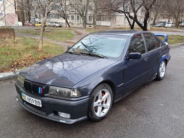Авто BMW 3 Серия 1993 № 7961506