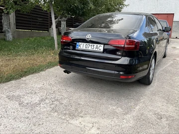 Авто Volkswagen Jetta 2017 № 7961529