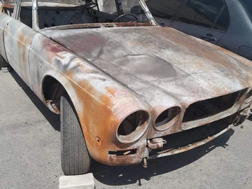 Авто Jaguar Xj 1975 № 7961533