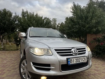 Авто Volkswagen Touareg 2007 № 7961535
