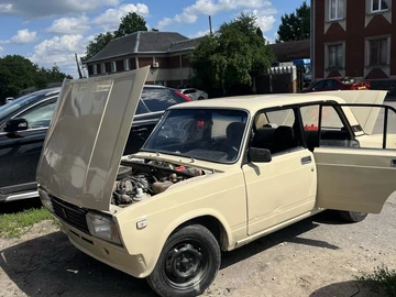 Авто ВАЗ 2105 1995 № 7961541