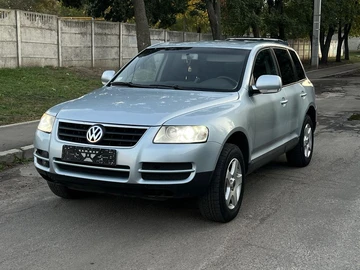 Авто Volkswagen Touareg 2005 № 7961726
