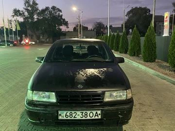 Авто Opel Vectra 1990 № 7961893