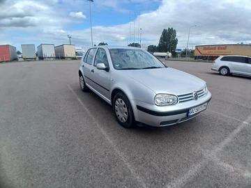Авто Volkswagen Golf 2003 № 7961907