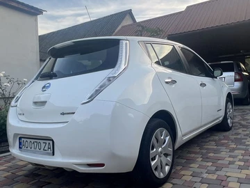 Авто Nissan 100Nx 2016 № 7961917
