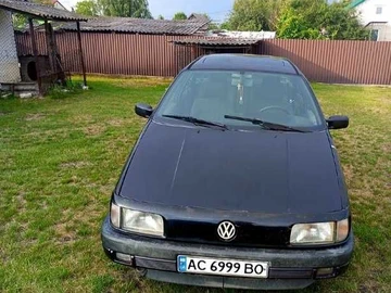 Авто Volkswagen Passat Sedan 1993 № 7961935