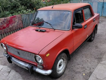 Авто ВАЗ 2101 1977 № 7961948