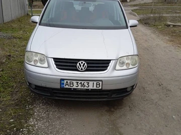 Авто Volkswagen Touran 2004 № 7961971
